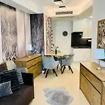 Carbona Kakadu 203 B *