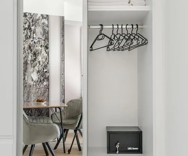 Carbona Kakadu 203 B