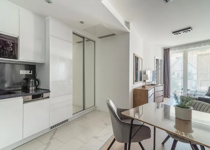 Carbona Kakadu 203 B *